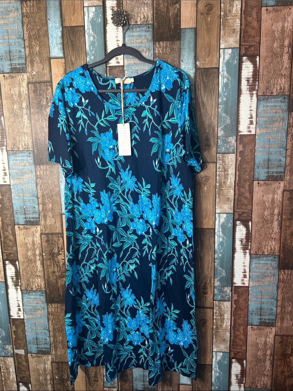 La Cera Navy Floral Midi Dress with Short Sleeves